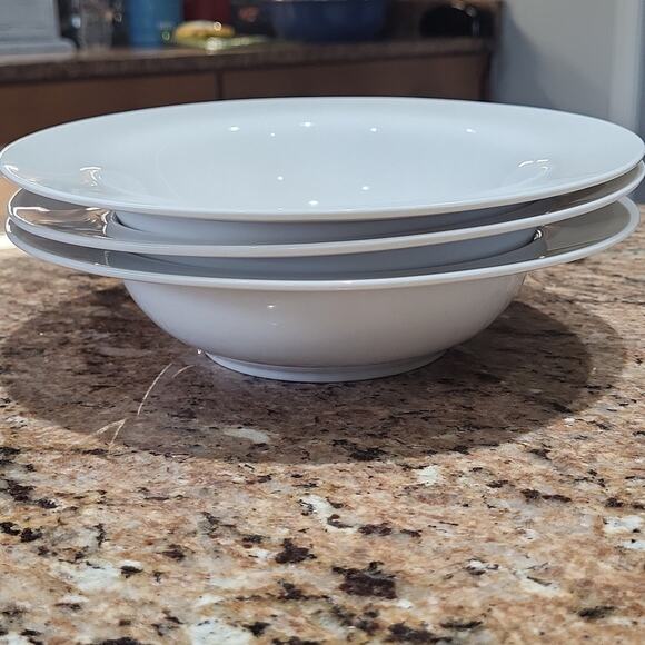 Pier 1 Elegant White Soup Bowls (Set Of 3) 8.5" D - Picture 9 of 12